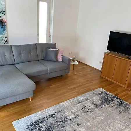Moderne 4-zimmer In Ffm Lejlighed Frankfurt am Main